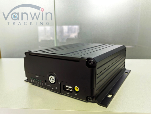 8-Channel Hard Disk SD Card Mobile DVR H.264 Car MDVR for Vehicle Safety Monitoring