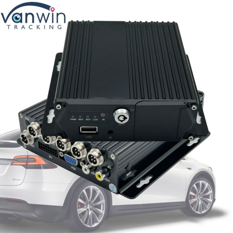 4G GPS MDVR 4 CH SD Card Video Recoder Dual Card Dual Standby For Vehicle Safety Monitoring